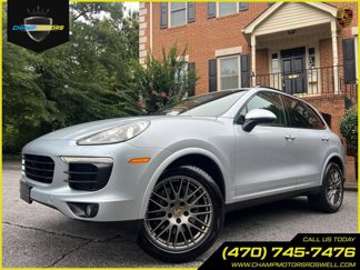 Used 2017 Porsche Cayenne Platinum Edition image 1