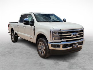 New 2025 Ford F250 4x4 Crew Cab Super Duty image 1
