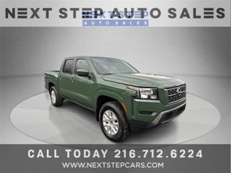 Used 2022 Nissan Frontier SV image 1