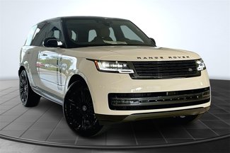 New 2025 Land Rover Range Rover SE image 1