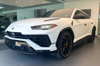 Used 2024 Lamborghini Urus S image 1