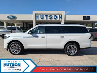New 2025 Lincoln Navigator L Reserve image 1
