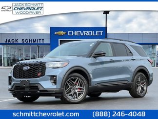 Used 2025 Ford Explorer ST image 1