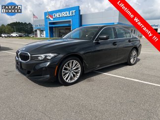 Used 2024 BMW 330e image 1
