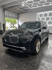 Used 2022 BMW X7 xDrive40i image 1