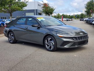 Used 2025 Hyundai Elantra Sport w/ Cargo Package image 1