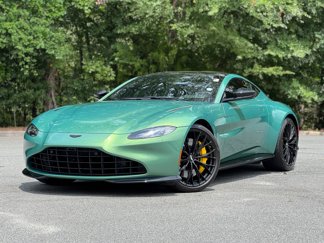 Used 2023 Aston Martin V8 Vantage Coupe image 1