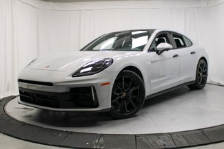 Certified 2025 Porsche Panamera 4 image 1
