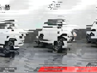 New 2025 Nissan Armada SL image 1