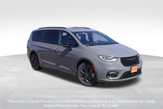 New 2025 Chrysler Pacifica Premium image 1