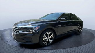 Used 2021 Volkswagen Passat 2.0T SE image 1