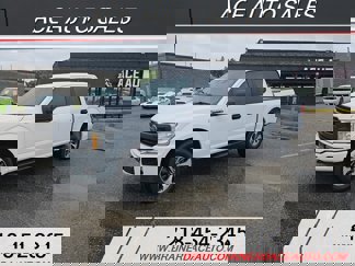 Used 2019 Ford F150 XL w/ Equipment Group 101A Mid image 1