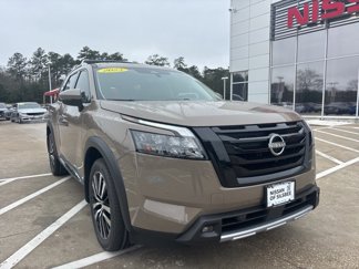 New 2025 Nissan Pathfinder Platinum w/ Black Appearance Package image 1