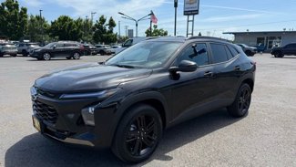 Used 2025 Chevrolet Trax ACTIV w/ Driver Confidence Package image 1