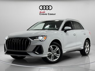 Certified 2024 Audi Q3 2.0T Premium w/ Convenience Package image 1