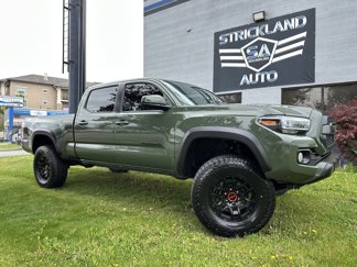 Used 2021 Toyota Tacoma TRD Off-Road image 1