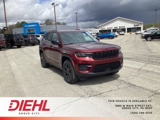 New 2025 Jeep Grand Cherokee Altitude image 1