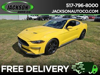Used 2018 Ford Mustang Coupe w/ Equipment Group 101A image 1
