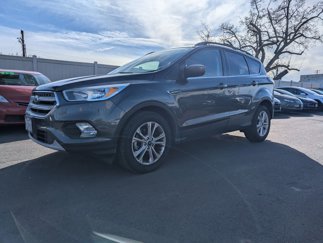 Used 2018 Ford Escape SE w/ Ford Safe & Smart Package image 1