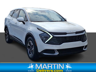 Certified 2024 Kia Sportage LX image 1