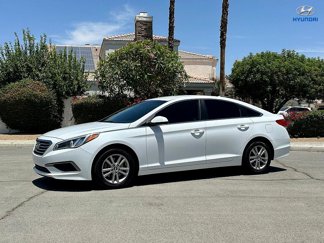 Used 2016 Hyundai Sonata SE image 1