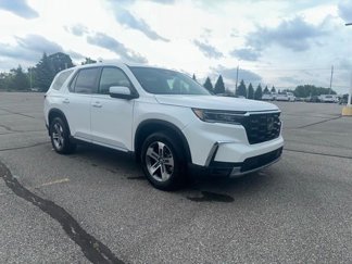 New 2025 Honda Pilot EX-L image 1