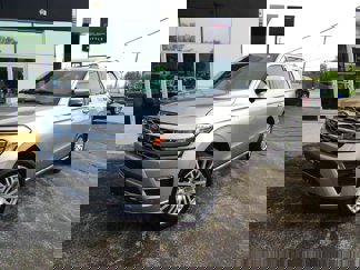 Used 2024 Ford Expedition Platinum image 1