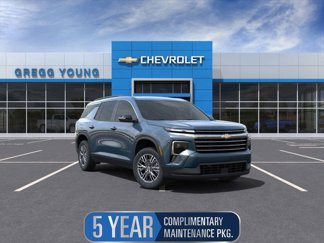 New 2025 Chevrolet Traverse LT w/ Driver Confidence Package image 1