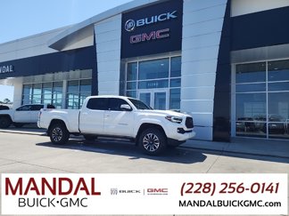 Used 2023 Toyota Tacoma SR5 image 1