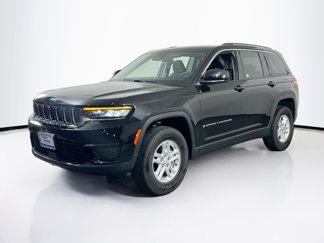Used 2023 Jeep Grand Cherokee Laredo w/ Luxury Tech Group I image 1