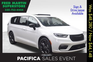 New 2026 Chrysler Pacifica Select image 1