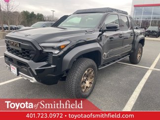 Used 2025 Toyota Tacoma Trailhunter image 1