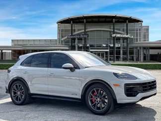 Used 2025 Porsche Cayenne GTS image 1