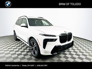 New 2025 BMW X7 xDrive40i w/ M Sport Package image 1