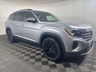 New 2025 Volkswagen Atlas SE image 1