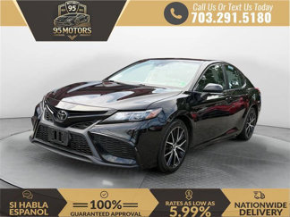Used 2022 Toyota Camry SE image 1