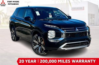New 2025 Mitsubishi Outlander SE image 1