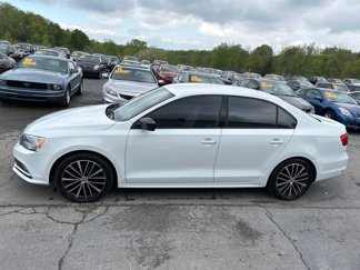 Used 2015 Volkswagen Jetta Sport image 1