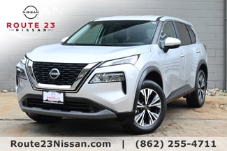Certified 2022 Nissan Rogue SV image 1