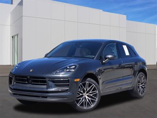 Used 2024 Porsche Macan image 1