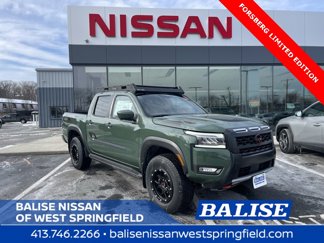 New 2025 Nissan Frontier PRO-4X w/ Pro Convenience Package image 1
