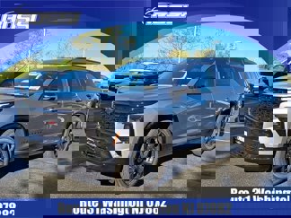New 2026 Chevrolet Traverse RS w/ LPO, Floor Liner Package image 1