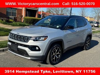 Used 2025 Jeep Compass Limited image 1