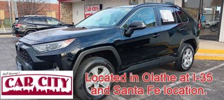Used 2021 Toyota RAV4 XLE image 1