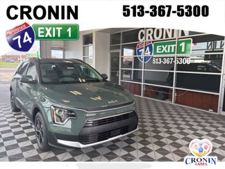 New 2025 Kia Niro EX image 1