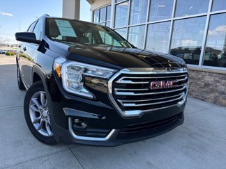 Used 2023 GMC Terrain SLT image 1