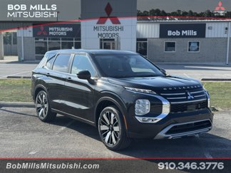 New 2025 Mitsubishi Outlander SE image 1