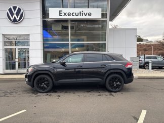 New 2025 Volkswagen Atlas Cross Sport SE image 1