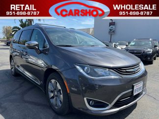 Used 2018 Chrysler Pacifica Limited w/ Advanced Safetytec Group image 1