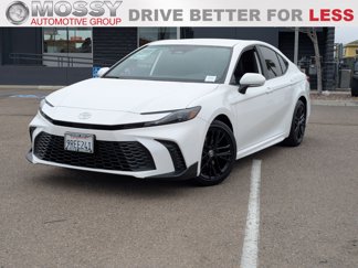 Used 2025 Toyota Camry XSE image 1